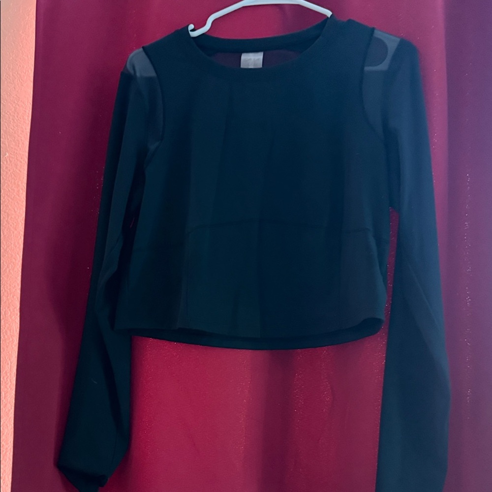 CALIA by Carrie Underwood Black Long Sleeve Crop Top